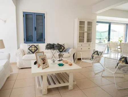 Villa Lj Villa Protaras *