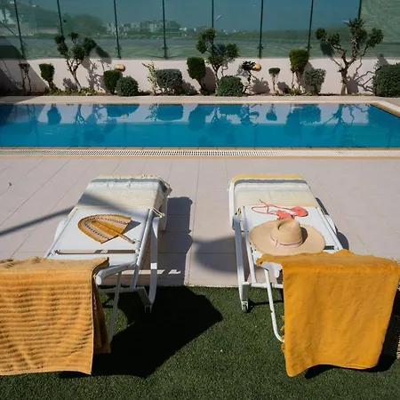 Lj Villa Protaras וילה *